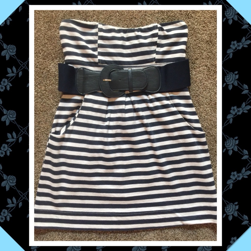 Strapless Summertime Dress sz. M